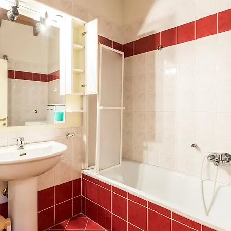 Emilia Levante 2, By Short Holidays Apartman Bologna